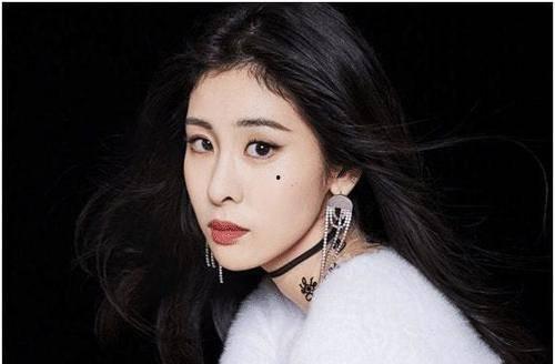 张碧晨的最新爆料视频是真的吗,真相揭秘还是虚构传闻？